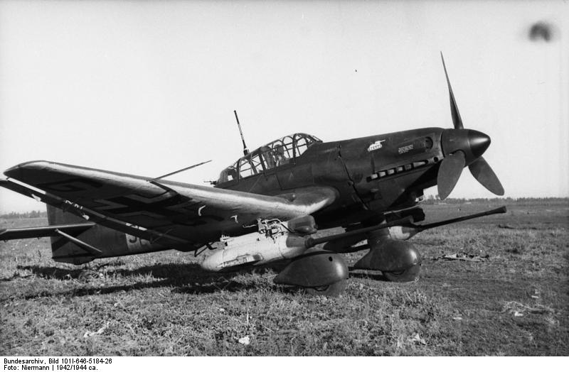 Soubor:Bundesarchiv Bild 101I-646-5184-26, Russland, Flugzeug Junkers Ju 87.jpg