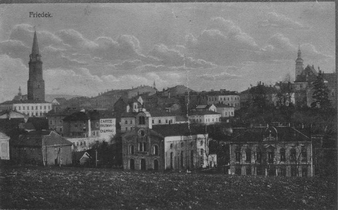 Soubor:Frydek synagoga a skola.jpg