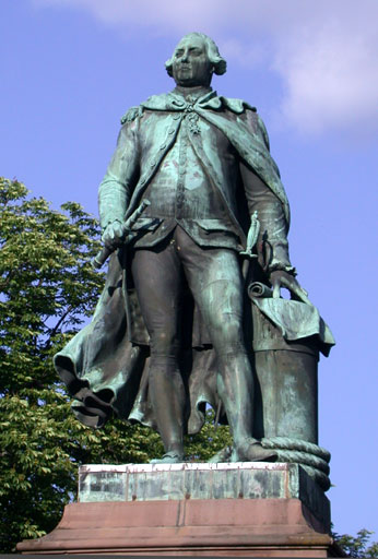 Soubor:Albi statue laperouse.jpg