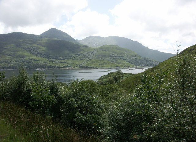 Soubor:Loch Ailort - geograph.org.uk - 23945.jpg