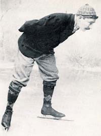Soubor:Jaap Eden skating.jpg