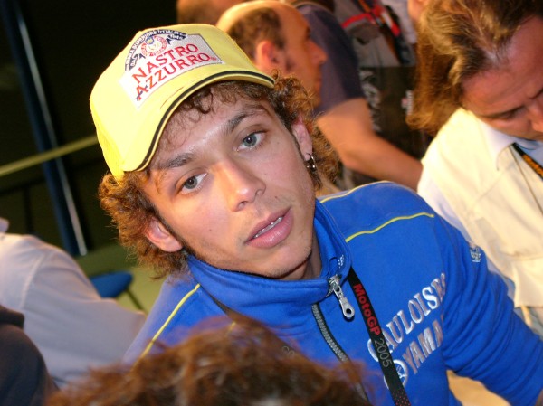 Soubor:2005 0409 Valentino Rossi.jpg