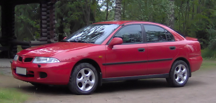Soubor:Mitsubishi Carisma Hatchback 1998.jpg