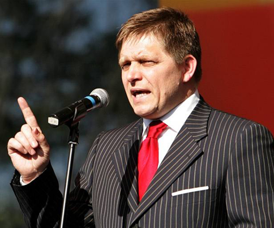 Soubor:Robert Fico campaign speaking.jpg