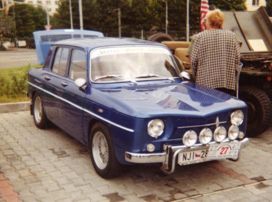 Soubor:Renault 8.jpg