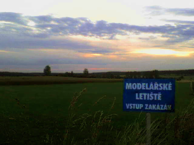 Soubor:Velka-dobra modelarske-letiste.jpg