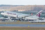 Vzlet Boeingu 787-8 firmy Qatar Airways (2016)