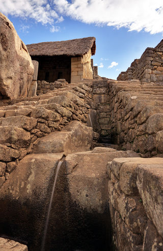 Malý vodní kanál v Machu Picchu (2009)